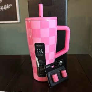 NWT LIMITED EDITION Brumate 30oz Era,
PINK CHECKER with Straw Covers!